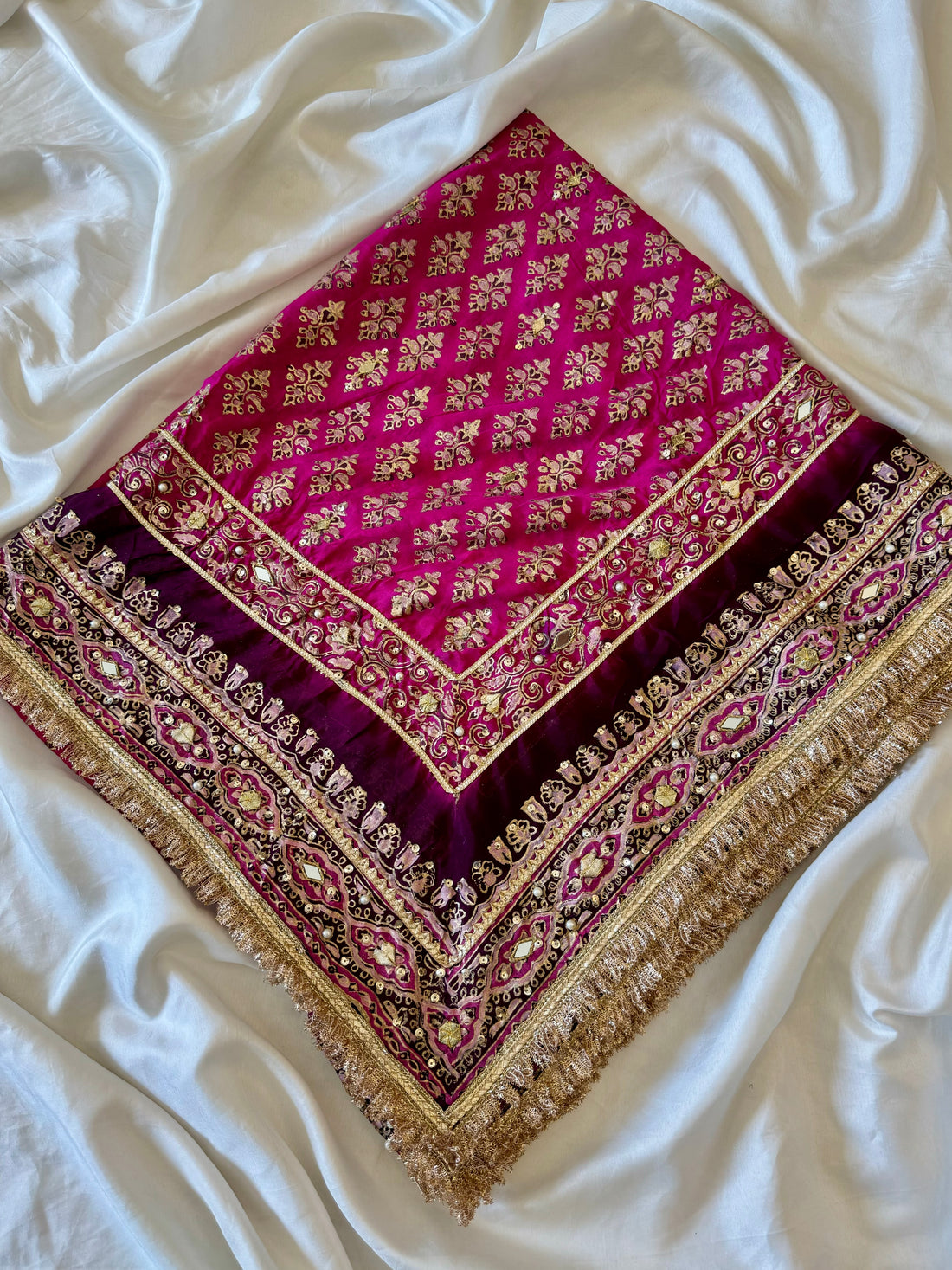 Jamni Two-Shaded Medium Silk Dupatta