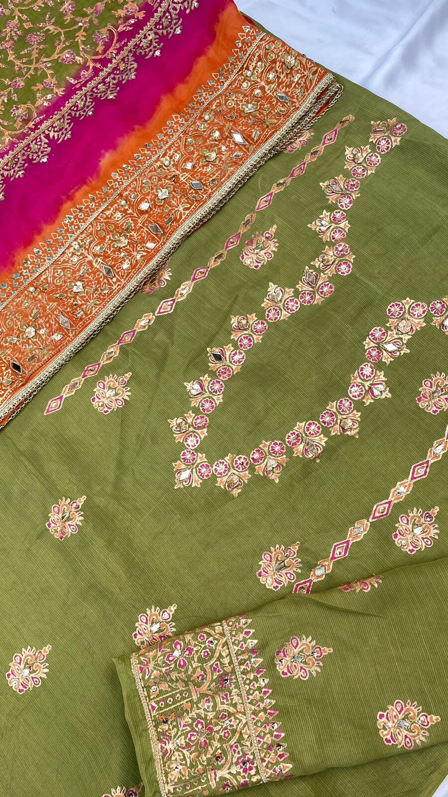 Dhani Multi Dupatta Raw Silk Set